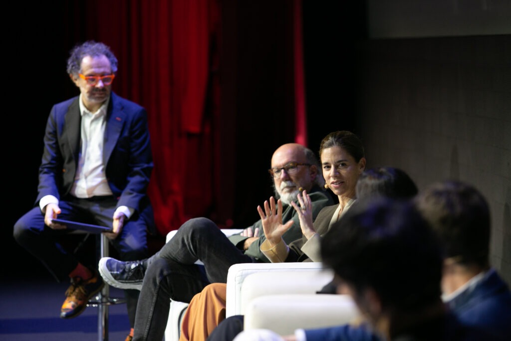 20-Premios-Emprendedores-mesa-01