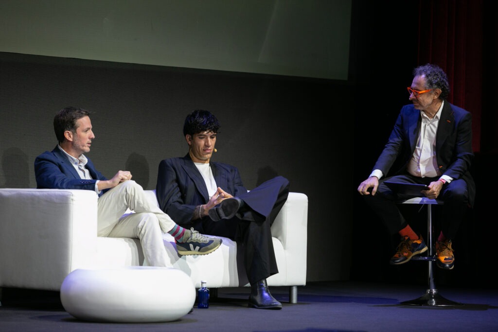 20-Premios-Emprendedores-mesa-02