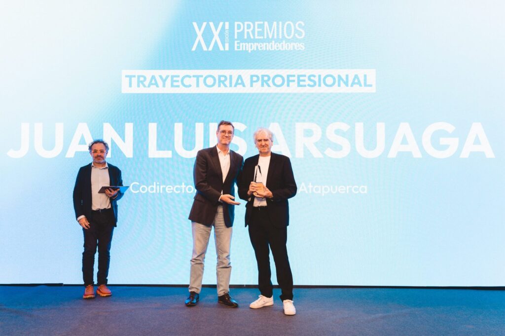 Premio-Trayectoria-Profesional-2025-scaled